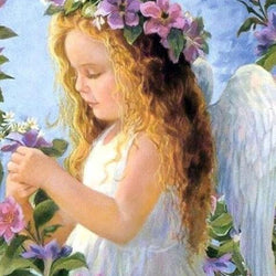 Angel Girl with Flowers Crown Diamond Painting