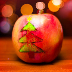 apple with xmas tree